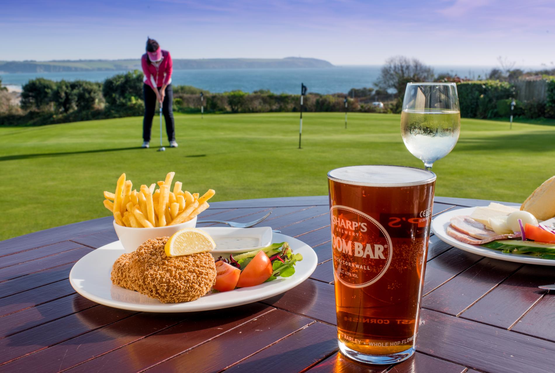 Clubhouse dining at Carlyon Bay Golf Club